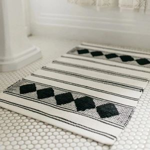 NWT Black and White Caravan Rug
